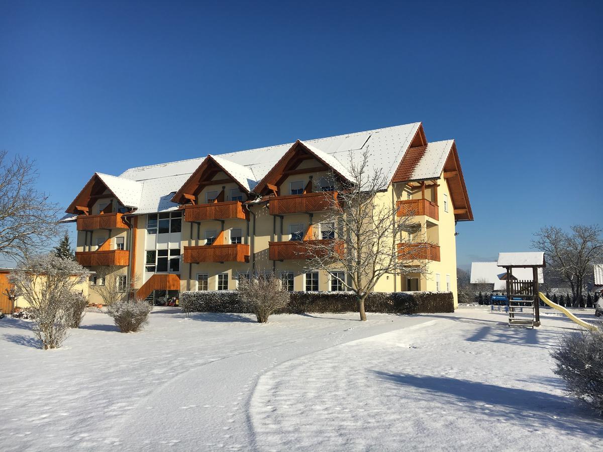 Radhotel Schischek Oberpurkla エクステリア 写真